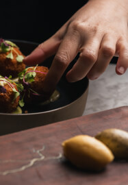 Limited Unlimited Cocktail Brunch Experience