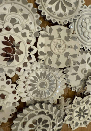 Lippan Art Workshop: Create Mud and Mirror Masterpieces