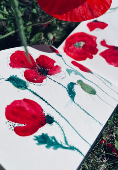 Loose Flowers with Gold Accents: Watercolour Workshop
