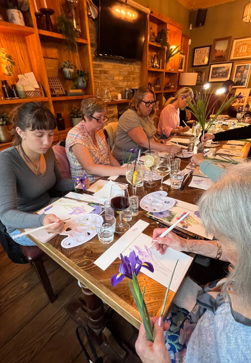 Loose Flowers with Gold Accents: Watercolour Workshop