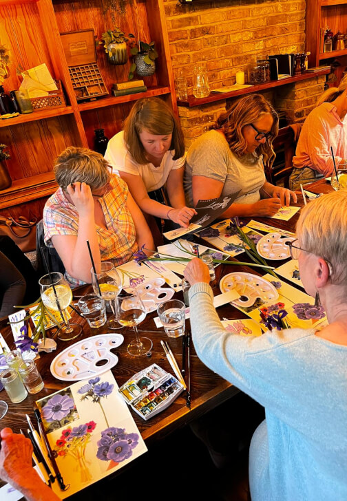 Loose Flowers with Gold Accents: Watercolour Workshop