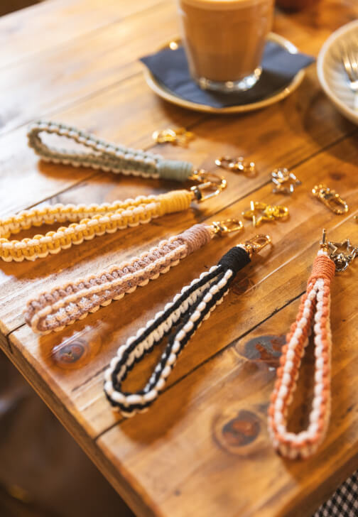 Macramé Wristlet Keychain for Beginners Experience