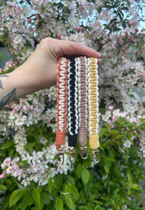Macramé Wristlet Keychain for Beginners Experience
