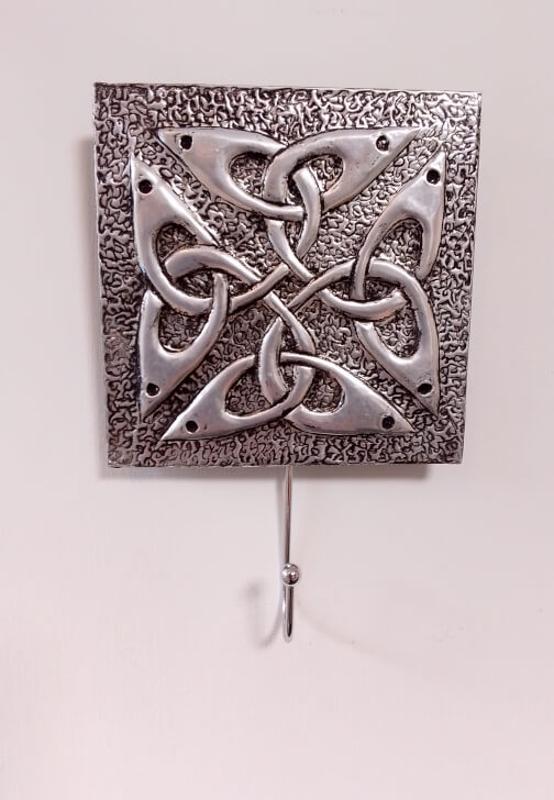 Metal Embossed Key / Dog Lead Hanger Workshop