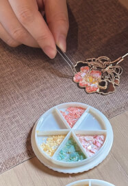 Mother-of-Pearl Brooch Workshop
