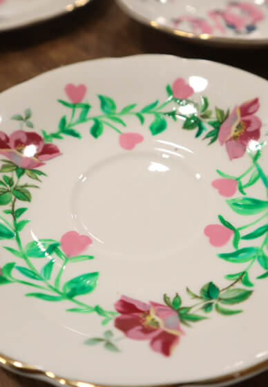 Mother's Day Weekend - Plate Painting Experience