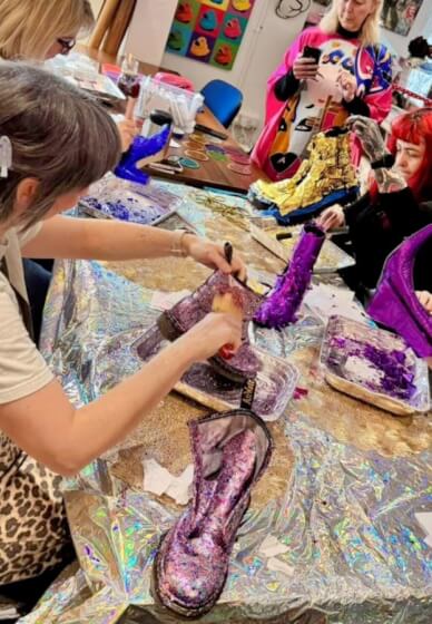 Multicolour Gilding Workshop: Shiny Boots