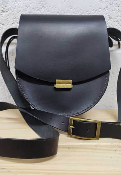 One-Week Bag Making Course: Saddle Stitching