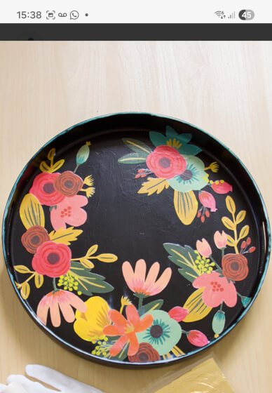 Paint and Decoupage a Serving Tray Workshop