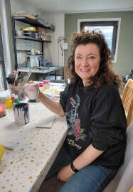 Paint and Decoupage a Serving Tray Workshop