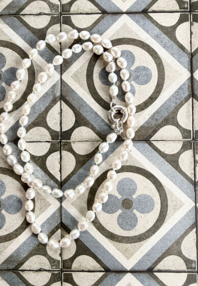 Pearl Stringing and Knotting Class