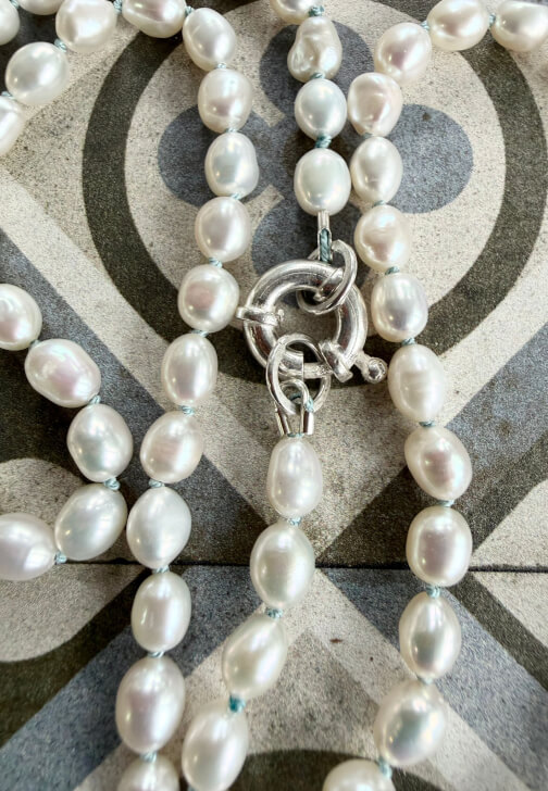 Pearl Stringing and Knotting Class