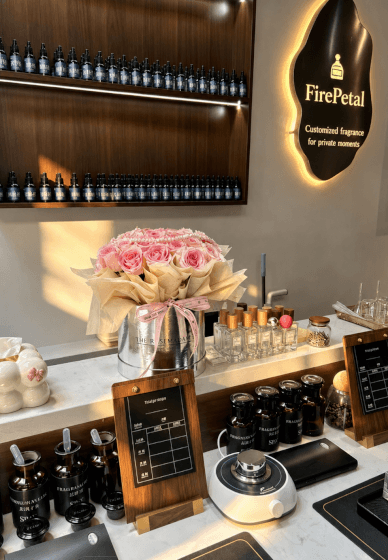 Perfume Making Workshop with Over 150 Essential Oils