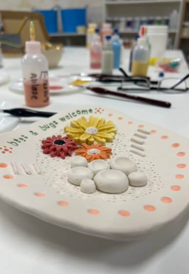 Pottery Bee Feeder Workshop