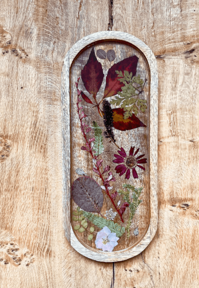 Preserving Flowers in Resin: Wooden Tray Workshop