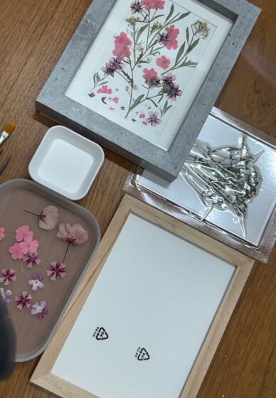 Pressed Botanical Frame Making Workshop