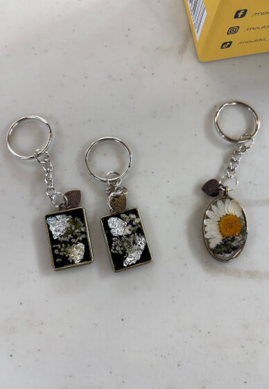 Resin Jewellery Making Workshop