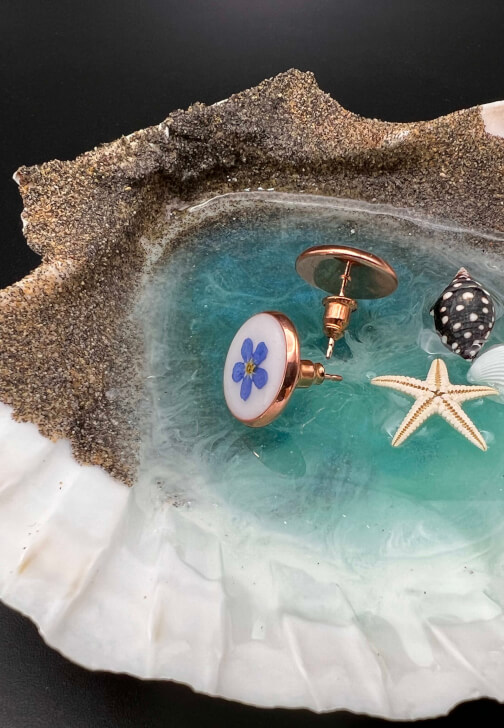 Resin Ocean Shell Art Class