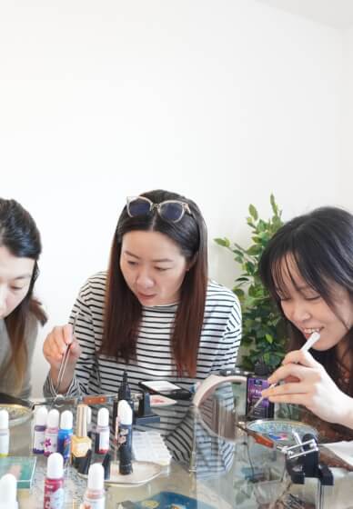 Resin Planet Jewellery Making Class