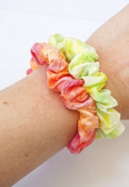 Scrunchie Making and Silk Painting Experience