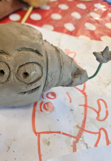 Sculpt and Sip Workshop with Bubble Tea