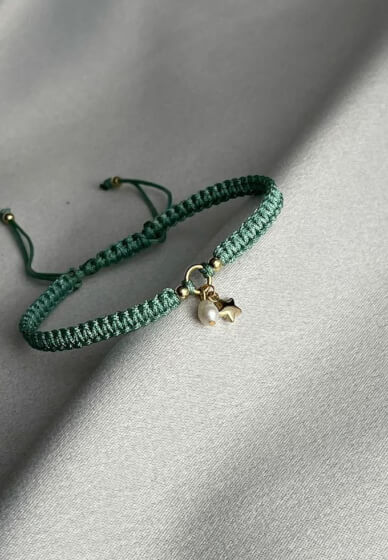 Shamballa Bracelets: Knots, Beads, and Calm Workshop