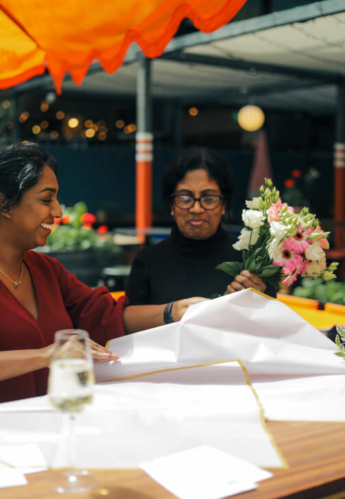 Sip and Bouquet Making Class