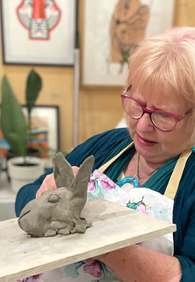 Sip and Sculpt Clay Workshop
