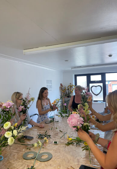 Sip, Paint and Bouquet Workshop GGM Collab