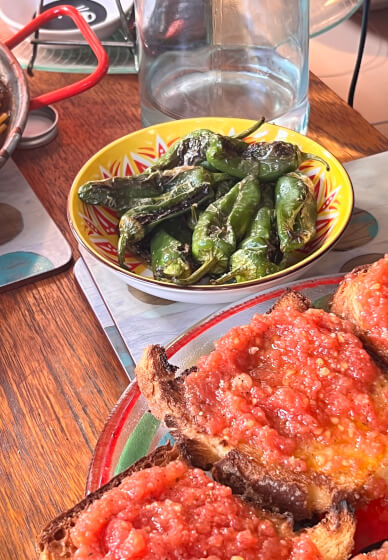Spanish Foodie Experience on a Boat