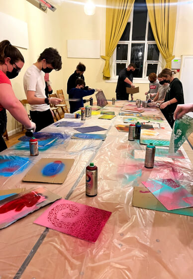 Stencil and Spray Painting Workshop: Express Session