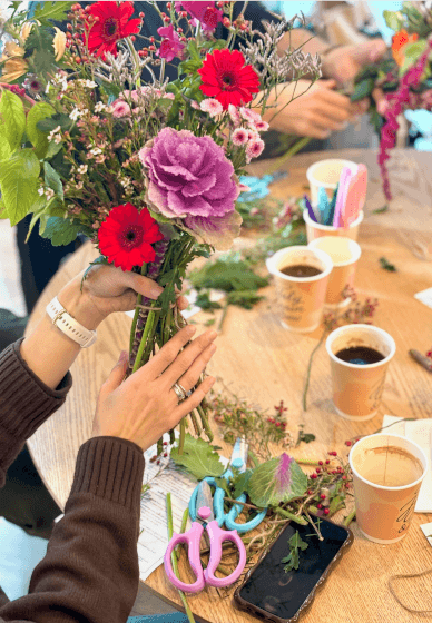 Summer Hand-Tied Flower Bouquet Workshop
