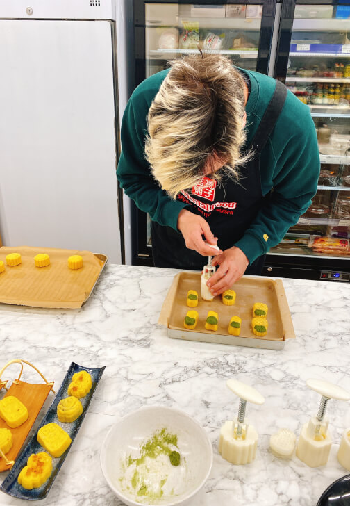 Taiwan Pineapple Cookie Experience: A Luxury Baking Journey