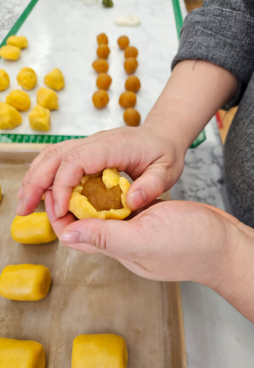 Taiwan Pineapple Cookie Experience: A Luxury Baking Journey