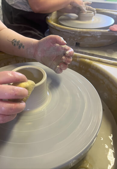 Taster Pottery Wheel Throwing Experience