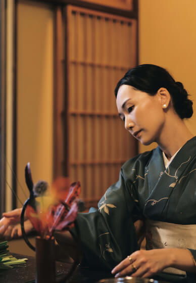 The Art of Matcha and Ikebana: Matcha Tasting and Flower Arranging