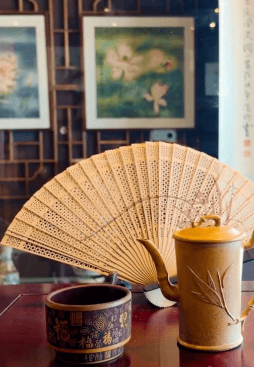 Traditional Chinese Tea Ceremony at the Fan Museum