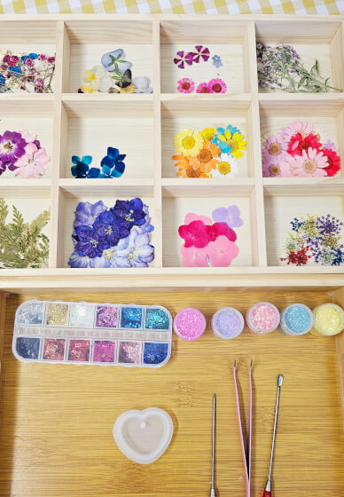 UV Resin Flower Keyrings Workshop for Beginners
