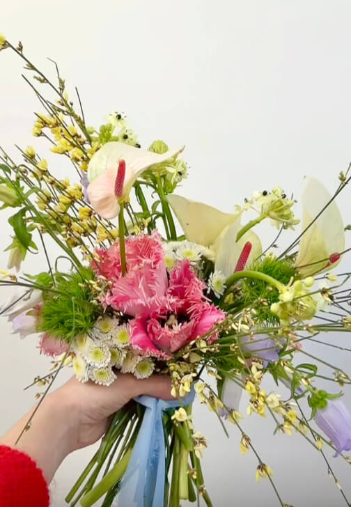 Vivid and Modern Petals: DIY Wedding Flower Workshop