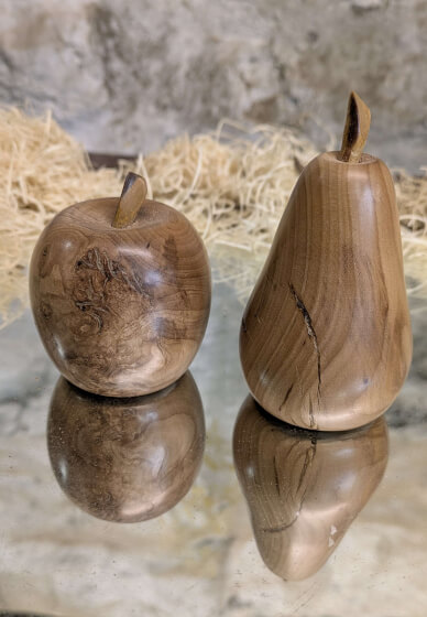 Wood Turning Workshop: Turn an Apple / a Pear