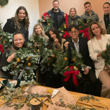 Build your wreath