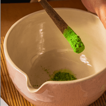 Matcha making and whisking techniques