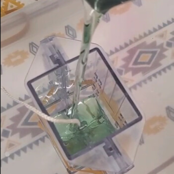 Pour