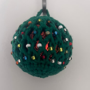 Crochet a Beaded Christmas Bauble