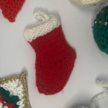 Knit a Mini Christmas Stocking