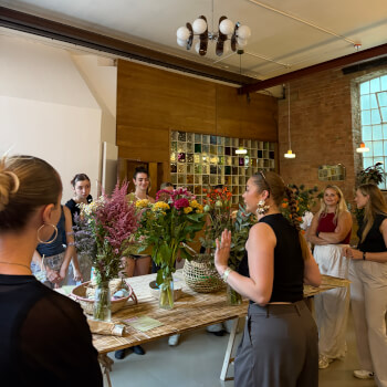 Learn Floristry Secrets