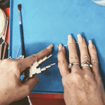 Shaping the ear wire
