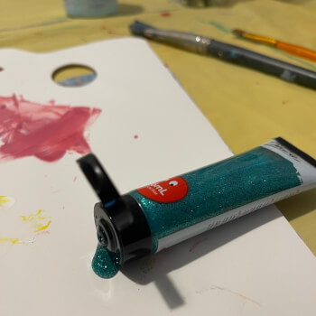 Decorate with Glitter Gel & Pieces