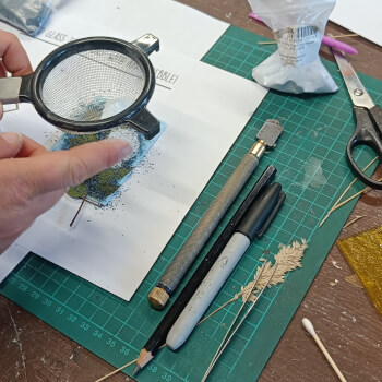 Using powdered Glass