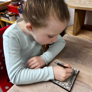 Drawing out the tile design is clear for everyone. 